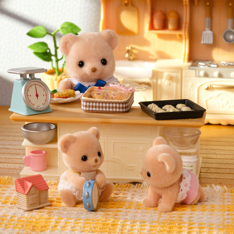 Sylvanian Families Biscuit Bear Twins / ซิลวาเนียน แฟมิลี่ ฝาแฝดหมีบิสกิต
