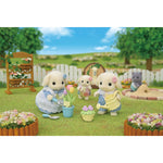 Sylvanian Families  Blossom Gardening Set -Flora Rabbit Sister & Brother-/ ซิลวาเนียน แฟมิลี่ พี่น้องฟลอราแรบบิทและชุดปลูกดอกไม้