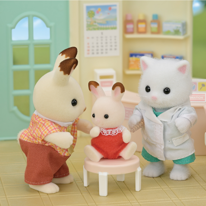 Sylvanian Families Country Doctor Gift Set / ซิลวาเนียน แฟมิลี่ คลีนิคคุณหมอ กิ๊ฟเซ็ท