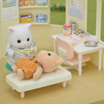 Sylvanian Families Country Doctor Gift Set / ซิลวาเนียน แฟมิลี่ คลีนิคคุณหมอ กิ๊ฟเซ็ท