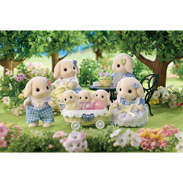 Sylvanian Families Flora Rabbit Family/ ซิลวาเนียน แฟมิลี่ ครอบครัวฟลอราแรบบิท