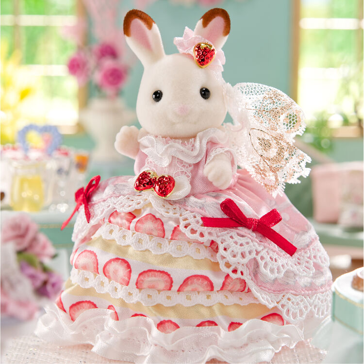 Sylvanian Families Freya's Birthday Celebration Strawberry Cake Dress / ซิลวาเนียน ชุดเฟรย่าฉลองวันเกิดในเดรสเค้กสตรอว์เบอร์รี่