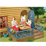 Sylvanian Families Log Cabin Gift Set (Green Roof) / ซิลวาเนียน แฟมิลี่ กระท่อมตากอากาศ กิ๊ฟเซ็ท (หลังคาสีเขียว)