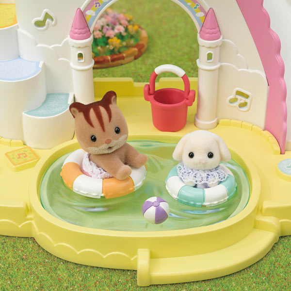Sylvanian Families Nursery Sandbox & Pool / ซิลวาเนียน แฟมิลี่ ชุดบ่อทรายและสระน้ำเนอร์สเซอรี่