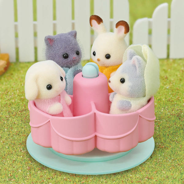 Sylvanian Families Rainbow Fun Nursery Bus / ซิลวาเนียน แฟมิลี่ รถบัสเนอร์สเซอรี่สายรุ้ง