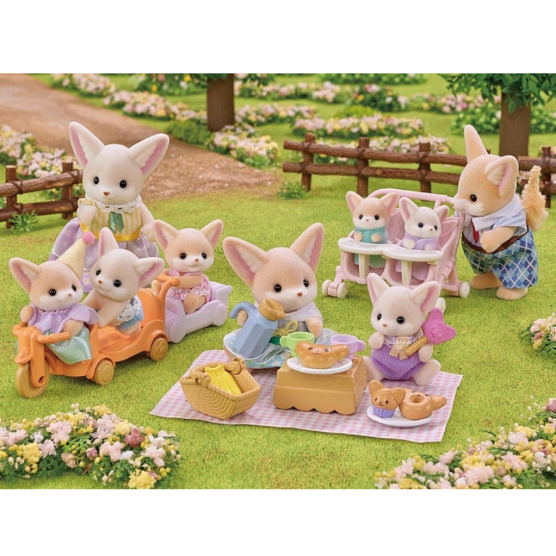 Sylvanian Families Sunny Picnic Set -Fennec Fox Sister & Baby / ชุดเฟนเนกฟอกซ์ซันนี่ปิกนิก