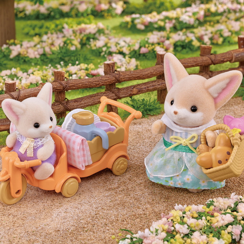 Sylvanian Families Sunny Picnic Set -Fennec Fox Sister & Baby / ชุดเฟนเนกฟอกซ์ซันนี่ปิกนิก