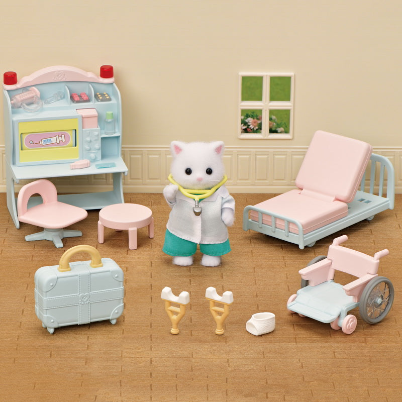 Sylvanian Families Village Doctor Starter Set / ชุดคุณหมอประจำหมู่บ้าน