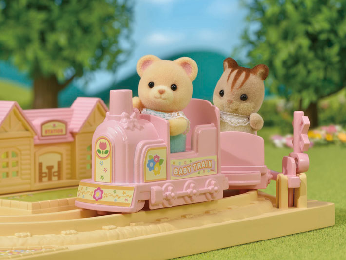 Sylvanian Families Baby Choo-Choo Train / ซิลวาเนียน แฟมิลี่ รถไฟปู๊นปู๊สำหรับเบบี้