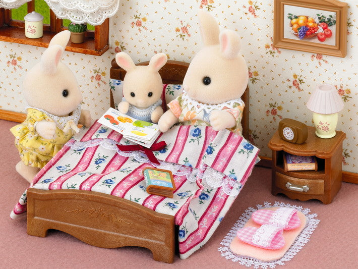 Sylvanian Families Semi-Double Bed / ซิลวาเนียน แฟมิลี่ เตียงกึ่งคู่