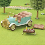 Sylvanian Families Classic Family Car/ ซิลวาเนียน แฟมิลี่ รถครอบครัวสไตล์คลาสสิค